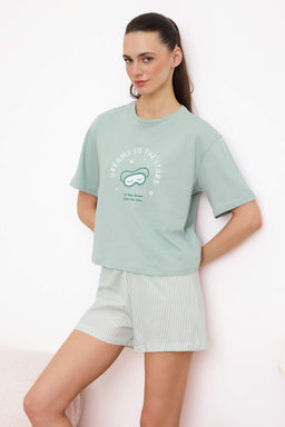 Trendyolmilla Beyaz-Mavi %100 Pamuklu Cizgili Slogan Bask?l? Uyku Bantl? Sortlu Orme Pijama Tak?m? THMSS25PT00102  фото 12