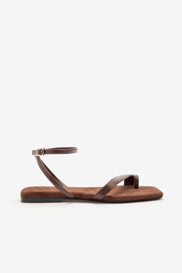 LIMITED EDITION FLAT SPLIT SUEDE SANDALS - Zara фото 22