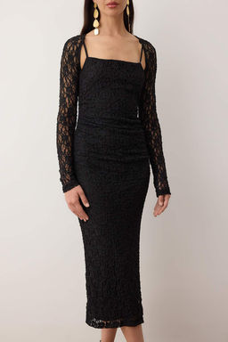 Siyah Dantel Orme Midi Bolero Detayl? S?k Gece Elbisesi TPRAW26EL00078