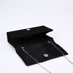 Сумка женская на магните, цвет чёрный