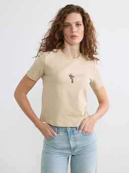 Bisiklet Yaka Z?rafa Bask?l? Kad?n Ti??rt