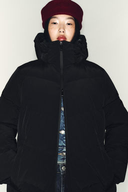 ANORAK LARGO 50% PLUM?N 50% PLUMA CAPUCHA WATER REPELLENT WINDPROOF / Negro - Zara фото 9