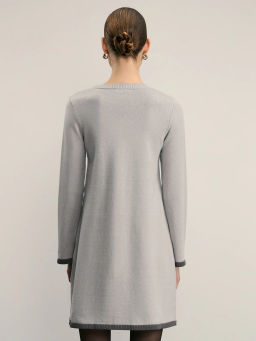 Вязаное платье мини с контрастными окантовками / Zarina  фото 5