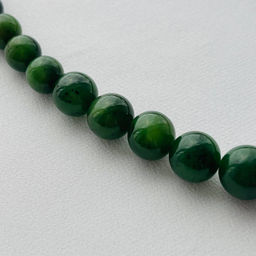 Бусы на увеличение из Нефрита