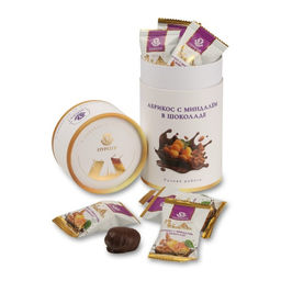 Абрикос с миндалем в темном шоколаде