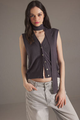 TRENDYOLMILLA Antrasit Capraz Baglanabilen Aksesuarl? Yelek TWOSS25YE00044