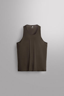 LIGHTWEIGHT TECHNICAL TANK TOP - Zara фото 27