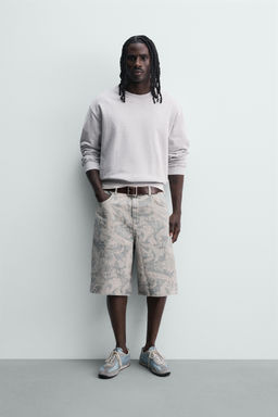 BERMUDA JOGGER RELAXED FIT INTERLOCK / Azul lavado