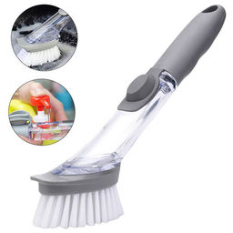 Щетка для посуды Рыжий кот KB-06 с отделением для моющего средства и дозатором 104463