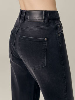 CONTE CON-661 Черные джинсы mom с эффектом потертости и необработанным краем black - Conte elegant фото 10