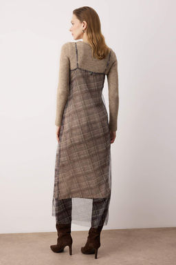 Bej Maxi Ekose Detayl? 2li Dokuma Triko Elbise TWOAW26EL00379 - Trendyolmilla фото 4