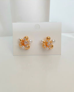 Стильные серьги