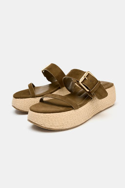 STRAPPY PLATFORM SANDALS