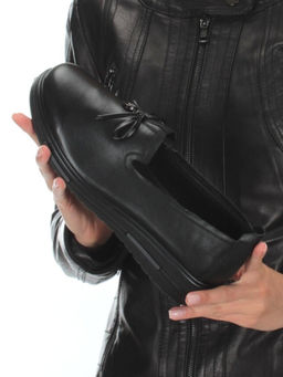 03-5071 BLACK Полуботинки женские (натуральная кожа)