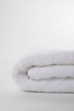 Полотенце махровое банное большое Софатекс 70 * 140 для ванной и бани bs