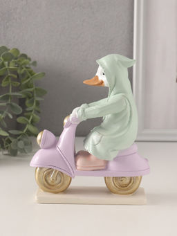 Фигурка полистоун «Утка в зелёном дождевике на мопеде», 13×5.5×16 см