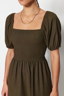 Haki Gipeli Belden Ac?lan/Skater Kare Yaka Balon Kol Midi Burumcuk Orme Elbise TWOSS22EL1088