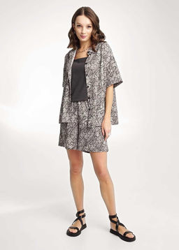 256901/175эфн Блузка женская (ЧЗ)