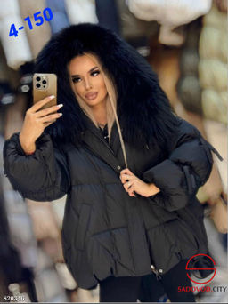 Куртка женская с меховым капюшоном