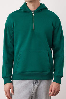 Zumrut Yesili Oversize/Genis Kesim Fermuarl? Kapusonlu Ici Polarl? Basic Sweatshirt TMNAW25SW00050