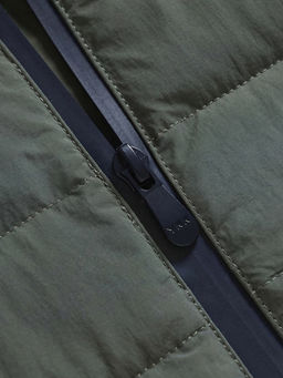 Куртка женская гибридная стёганая с капюшоном с графеновой подкладкой цвета хаки 9622_1Kh