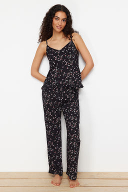 Trendyolmilla Siyah Cicekli F?rf?rl? Ip Ask?l? Viskon Dokuma Pijama Tak?m? THMSS24PT00301