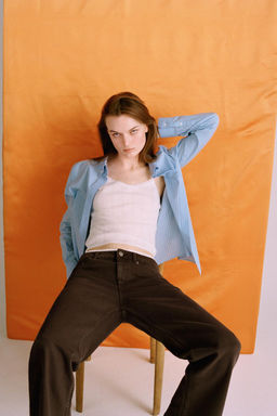 TRF BALLOON CURVED LEG MID-WAIST JEANS