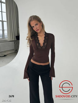 Кофта женская с кружевом