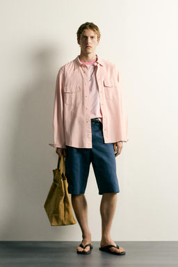 CAMISA RELAXED FIT BOLSILLOS / Rosa claro