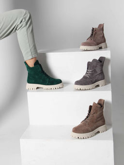 Ботинки 228.V.1541be. Коричневый капучино замша/Мех