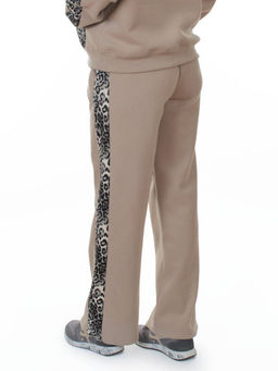 008 BEIGE/LEOPARD Костюм спортивный зимний женский (95% хлопок, 5% полиэстер)