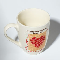 Кружка керамическая с ложкой Бабушка, 310 мл
