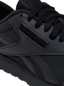 Кроссовки взрослые