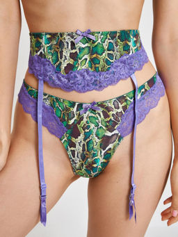 31204250136 Трусы с поясом для чулок Harries набивка