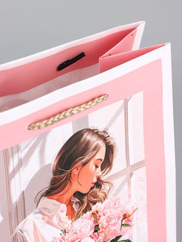 Цена за 2 шт. Пакет подарочный ламинированный вертикальный Самой нежной, 18?22.3?10 см