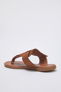 Trendyol Shoes Taba Suet C?rt Bantl? Kad?n Parmak Aras? Terlik TAKSS25TE00017 - Trendyolmilla фото 7