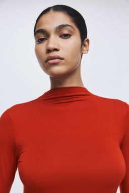 Top con cuello perkins - H&m фото 5