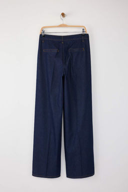 Koyu Mavi Pileli Normal Bel Wide Leg Jeans TWOAW26JE00008 - Trendyolmilla фото 6