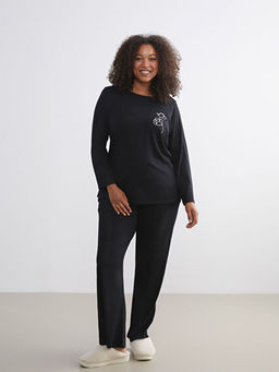 B?y?k Beden Bask?l? Kad?n Pijama Tak?m?