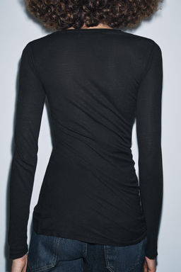 SIDE DRAPED T-SHIRT