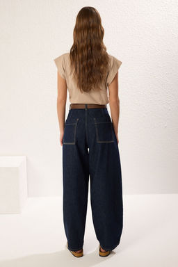 TRENDYOLMILLA Koyu Mavi Kahverengi Kemerli Dikis Detayl? Yuksek Bel Barrel Balon Jeans TWOSS25JE00182  фото 5