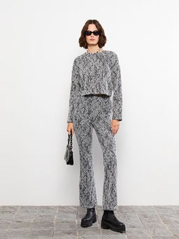 Standart Fit Desenli Kad?n Pantolon