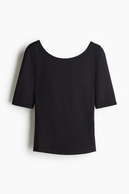 Top con escote bailarina