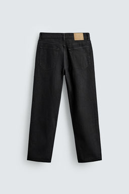 STRAIGHT ANKLE FIT JEANS