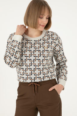 Женский кремовый свитер с круглым вырезом Неожиданная скидка в корзине