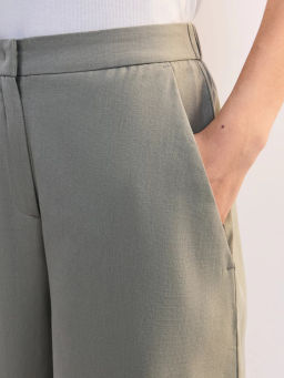 Шорты из вискозы и хлопка с отворотами ZR2605012116-150 / Zarina