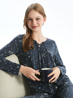 Ba?lamal? Yaka Desenli Kad?n Pijama Tak?m?