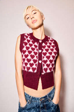 JACQUARD KNIT VEST WITH HEARTS - Zara фото 4