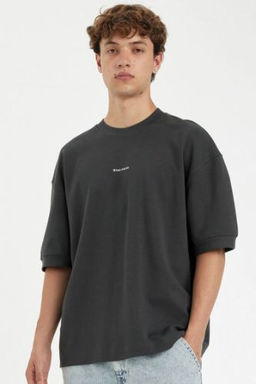 Loose Fit Bisiklet Yaka Bask?l? K?sa Kollu Ag?r Kumas Tisort