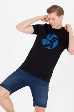 Мужская черная футболка с круглым вырезом